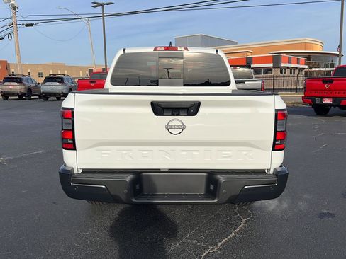 New 2026 Nissan Frontier S image 6