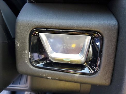 New 2026 GMC Yukon Denali w/ Denali Reserve Package image 34