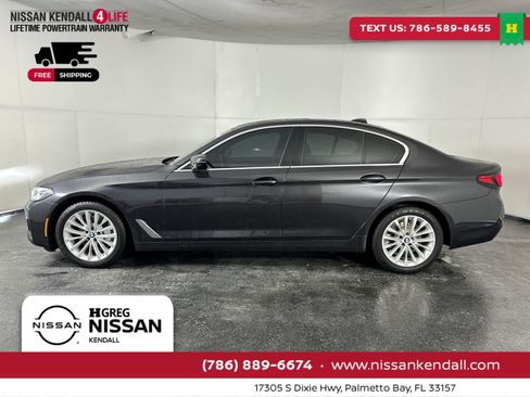 Used 2023 BMW 530i w/ Premium Package image 7