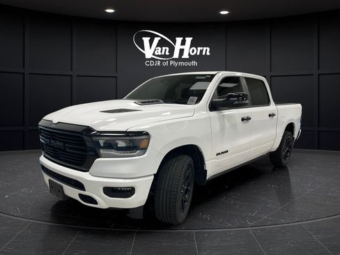 Used 2023 RAM 1500 Laramie AWD/4WD image 3