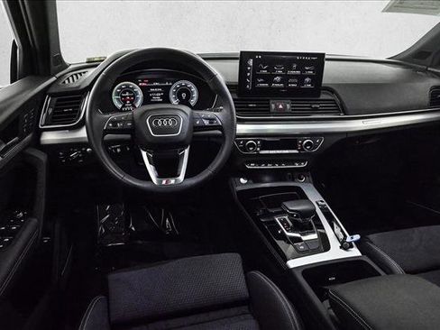Certified 2024 Audi Q5 e Prestige image 19