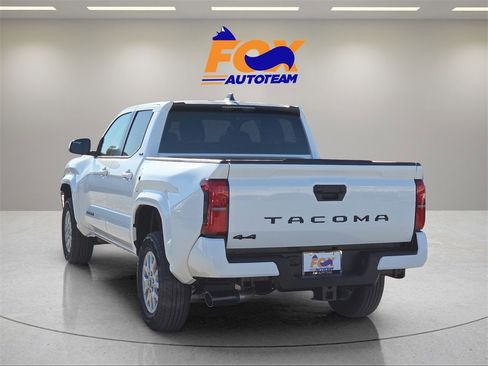 New 2026 Toyota Tacoma SR5 image 3