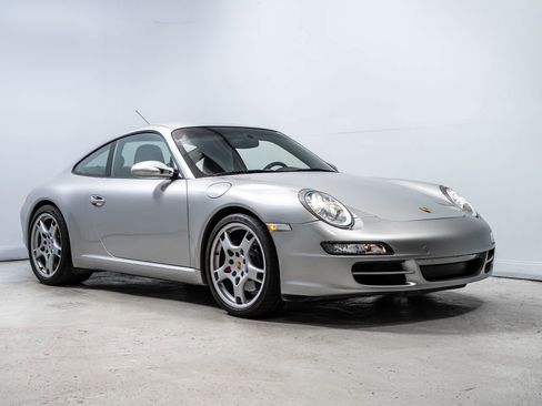Used 2005 Porsche 911 Carrera S image 11