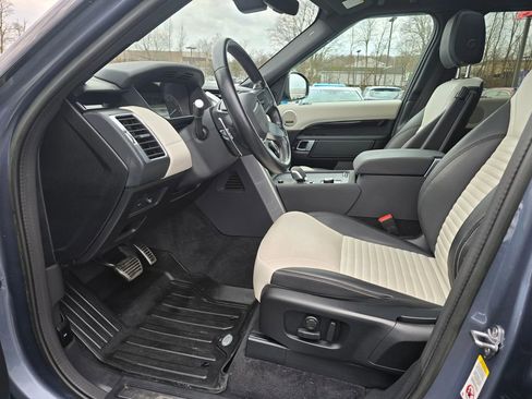 Used 2023 Land Rover Discovery S R-Dynamic AWD/4WD image 16