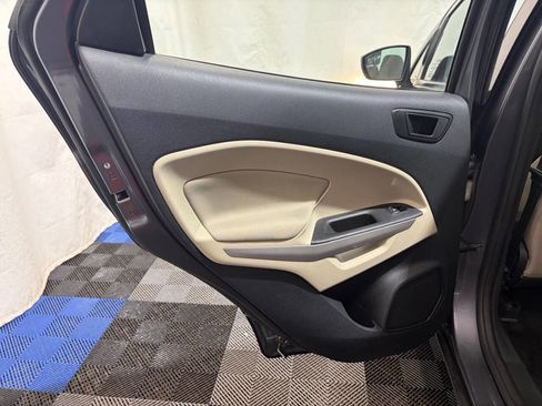 Used 2020 Ford EcoSport S AWD/4WD image 9