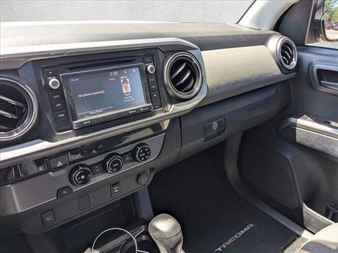 Used 2017 Toyota Tacoma SR5 w/ Tow Package RWD image 13