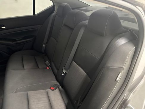 Used 2022 Nissan Altima 2.5 S FWD image 17