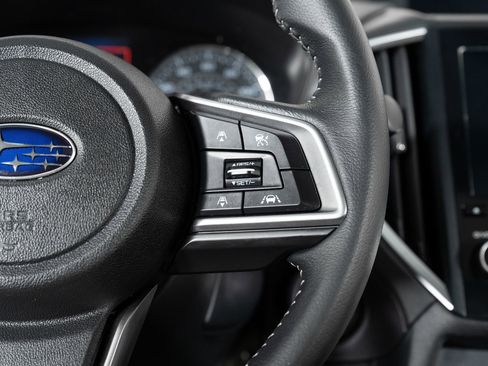 Used 2018 Subaru Impreza 2.0i Limited image 32