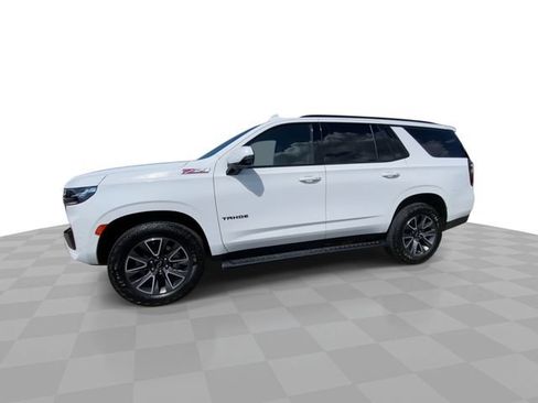 Used 2023 Chevrolet Tahoe Z71 w/ Luxury Package AWD/4WD image 7