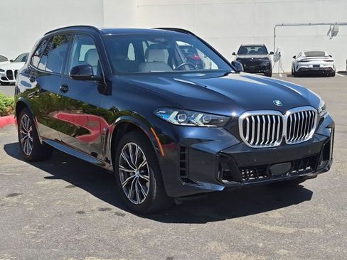 Used 2024 BMW X5 xDrive40i w/ Executive Package AWD/4WD image 3