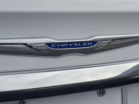 Used 2013 Chrysler 200 Limited w/ Sun/Sound Group image 29