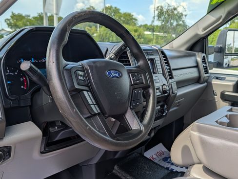 Used 2020 Ford F350 XL w/ Power Equipment Group RWD image 24