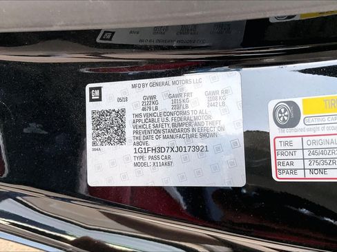 Used 2018 Chevrolet Camaro SS RWD image 34