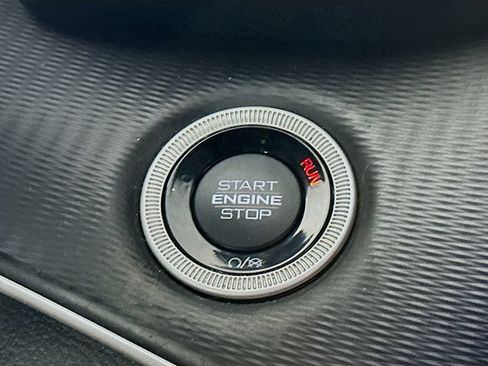 Certified 2023 Jeep Grand Cherokee Altitude AWD/4WD image 23