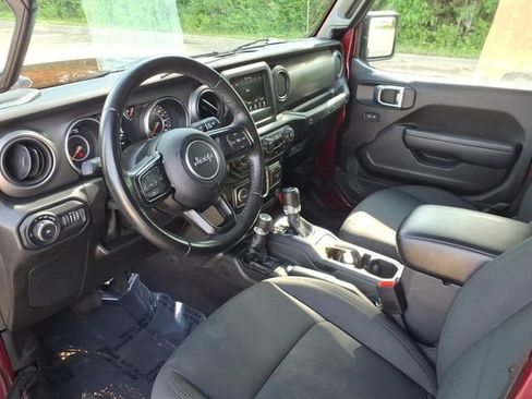 Used 2022 Jeep Wrangler Unlimited Sport AWD/4WD image 16