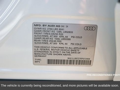 Used 2024 Audi Q4 e-tron Premium Plus w/ Premium Plus image 40