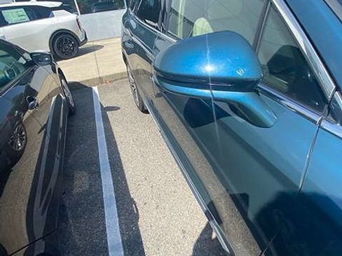 Used 2016 Lincoln MKX Reserve w/ Climate Package FWD image 24