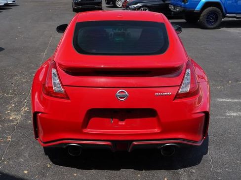 Used 2015 Nissan 370Z NISMO RWD image 11