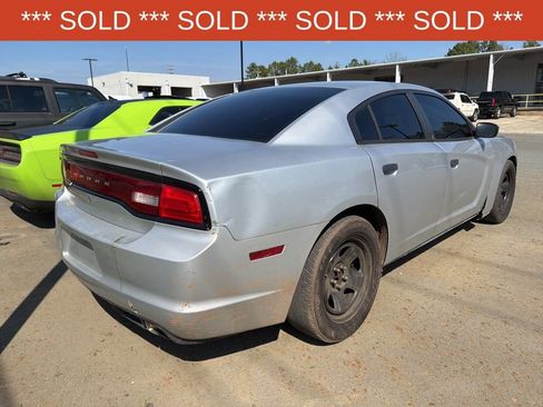 Used 2013 Dodge Charger Police RWD image 4