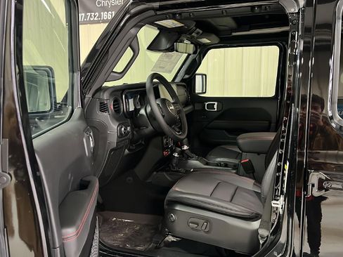 New 2026 Jeep Wrangler Unlimited Rubicon image 11