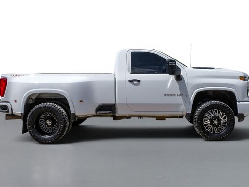 Used 2025 Chevrolet Silverado 3500 W/T AWD/4WD image 6