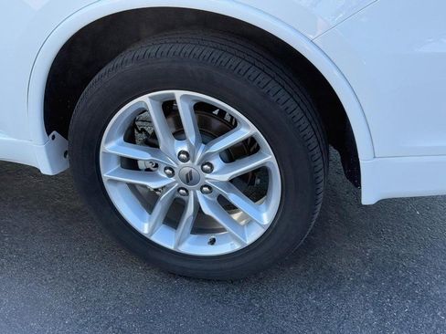 Used 2024 Dodge Durango GT image 7