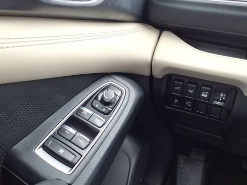 Used 2022 Subaru Ascent Limited w/ Technology Package AWD/4WD image 25
