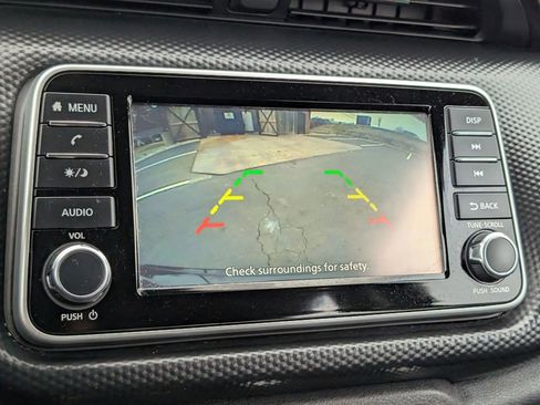 Used 2025 Nissan Kicks Play S image 17