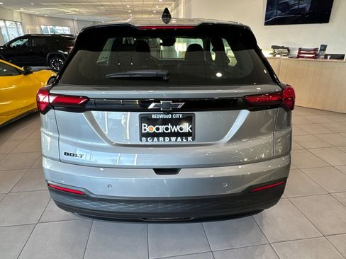 New 2027 Chevrolet Bolt LT w/ Comfort Package image 5