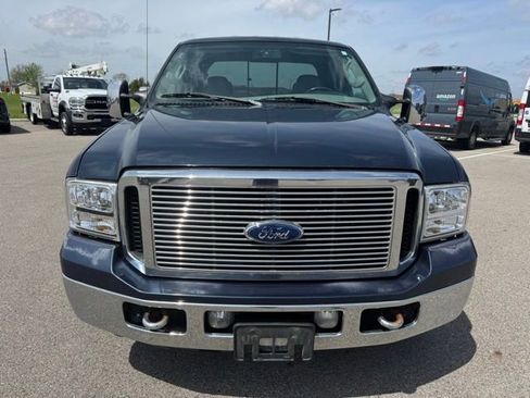 Used 2006 Ford F250 2WD Crew Cab Super Duty image 2