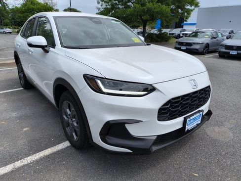 New 2027 Honda HR-V LX image 1