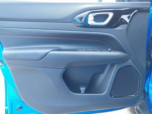 Used 2023 Jeep Compass Trailhawk w/ Trailer Tow Group image 18