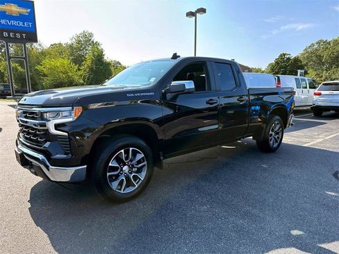 Certified 2025 Chevrolet Silverado 1500 LT image 1