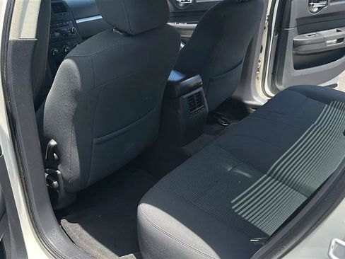 Used 2008 Dodge Charger SE RWD image 26