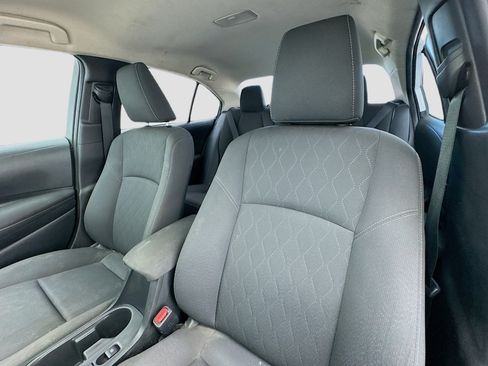 Used 2023 Toyota Corolla LE FWD image 13
