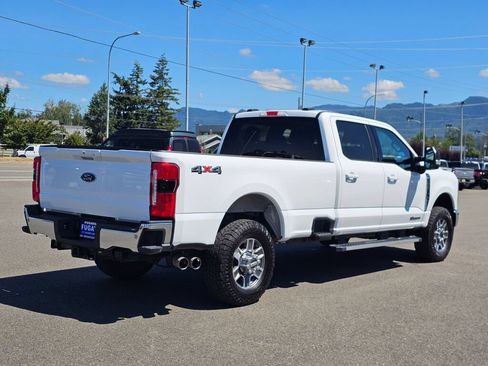 Certified 2025 Ford F350 Lariat AWD/4WD image 6