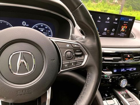 Used 2023 Acura MDX SH-AWD w/ Technology Package image 19