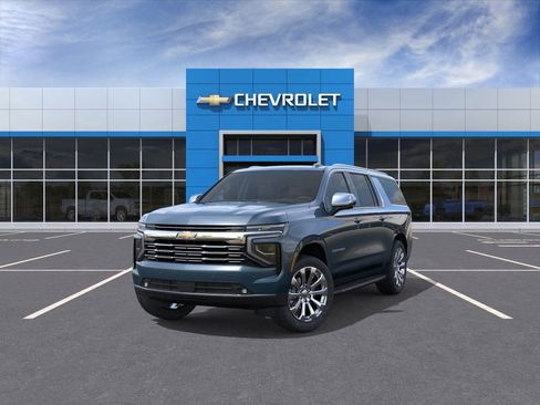 New 2026 Chevrolet Suburban Premier w/ Sun And Tow Package AWD/4WD image 8