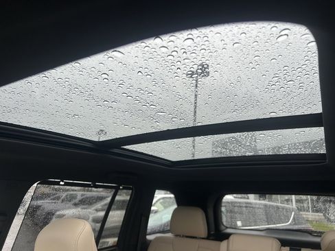 New 2025 Jeep Grand Cherokee Limited w/ Luxury Tech Group II image 23