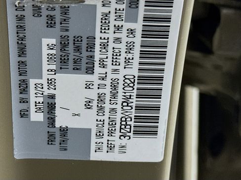 Used 2024 MAZDA MAZDA3 s image 12