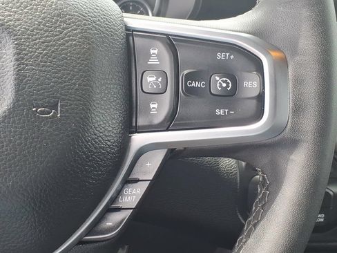 Used 2025 RAM 2500 Big Horn AWD/4WD image 9