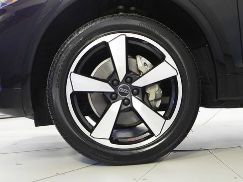 Used 2023 Audi Q5 2.0T Premium Plus w/ Premium Plus Package AWD/4WD image 5