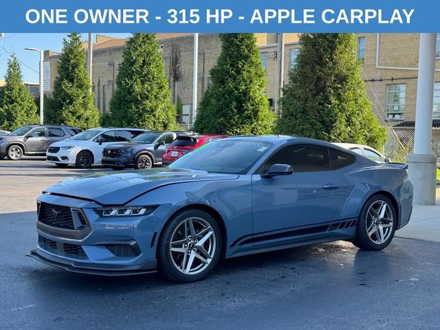 Used 2024 Ford Mustang Coupe RWD image 7