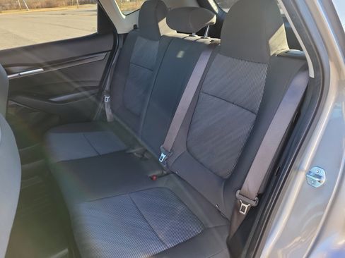 Used 2023 Kia Seltos LX image 16