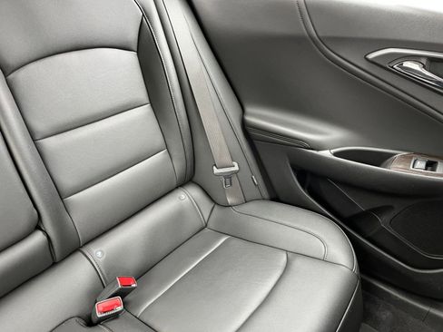 Used 2024 Chevrolet Malibu LT image 38