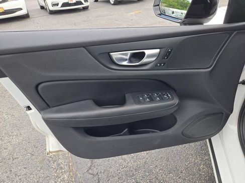 Used 2024 Volvo S60 B5 Core FWD image 22