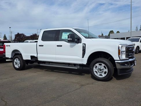 New 2026 Ford F350 XLT w/ Camper Package image 26