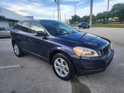 Used 2013 Volvo XC60 3.2 image 11