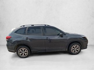 Used 2022 Subaru Forester Premium AWD/4WD video 4