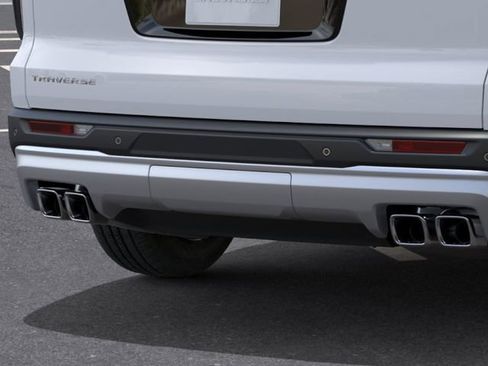 New 2026 Chevrolet Traverse LT image 14